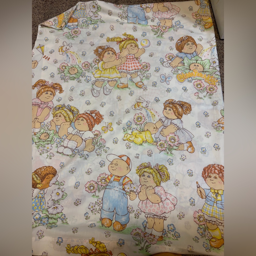 Vintage 1983 cabbage patch flat twin sheet fabric